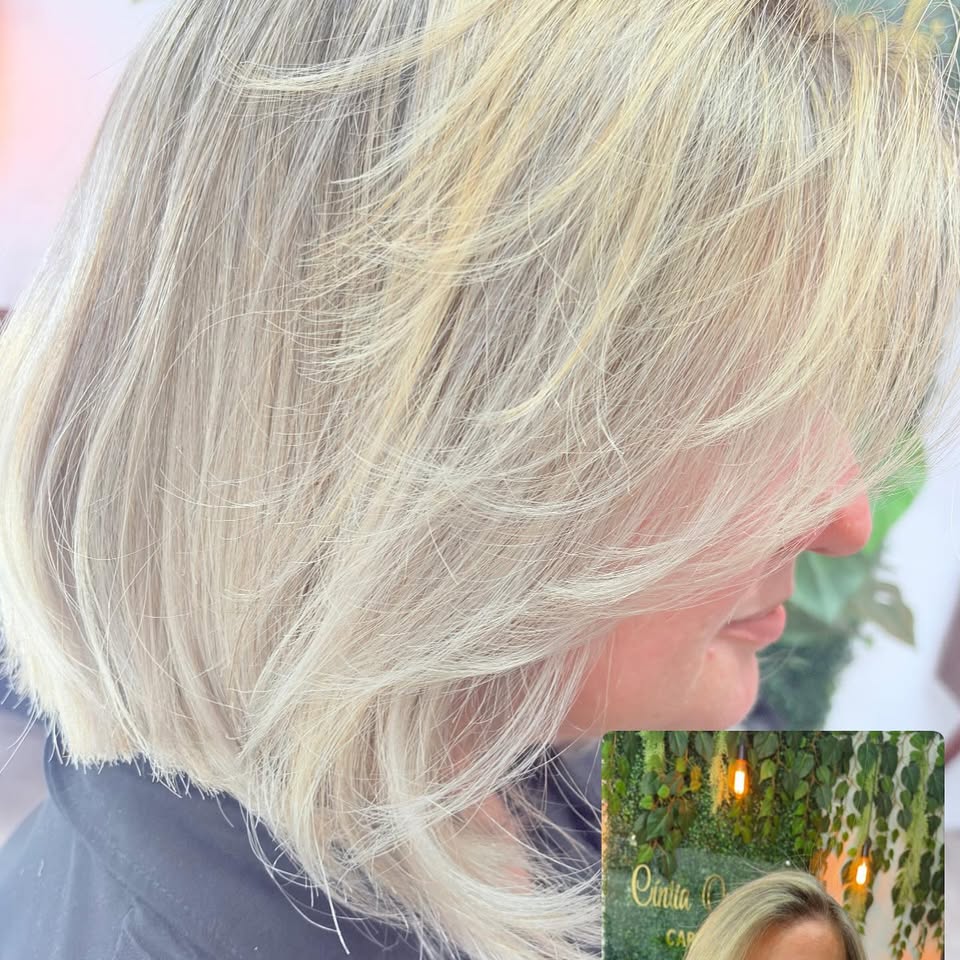 Cabelo loiro em close